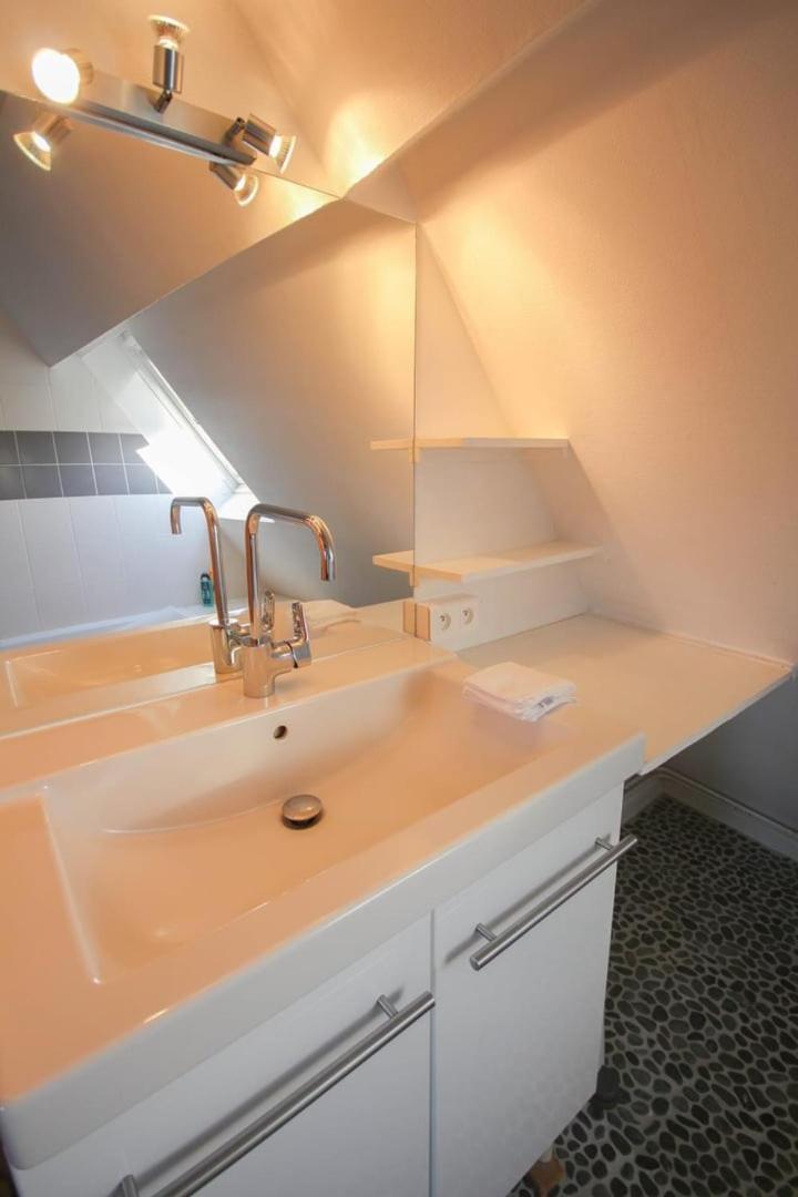 Charming 60M2 Apartment Lille Ngoại thất bức ảnh